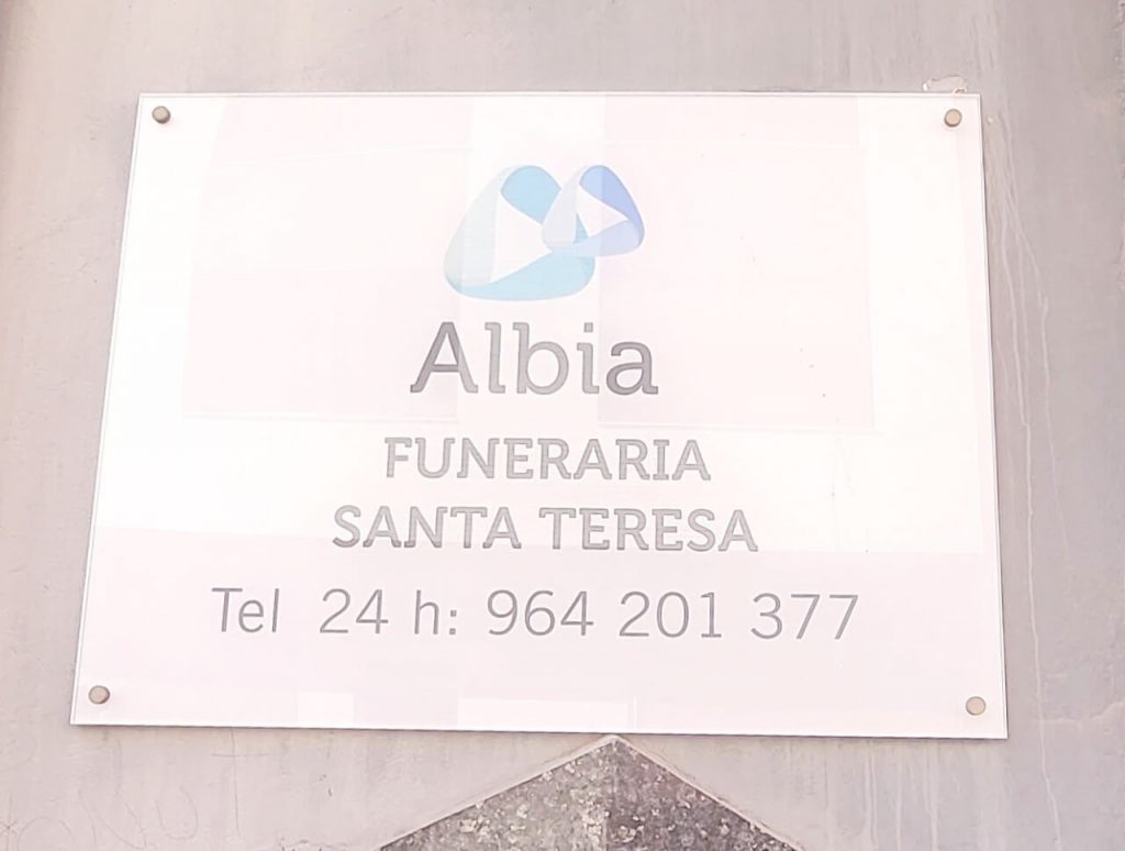 Albia Castellón - Servicios funerarios y tanatorio Santa Teresa